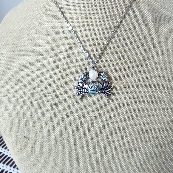 Rag Frog Revival Crab pendant Necklace with pearl  18" - Picture 2 of 4